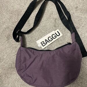 BAGGU Small Nylon Crescent Bag Dusty Violet